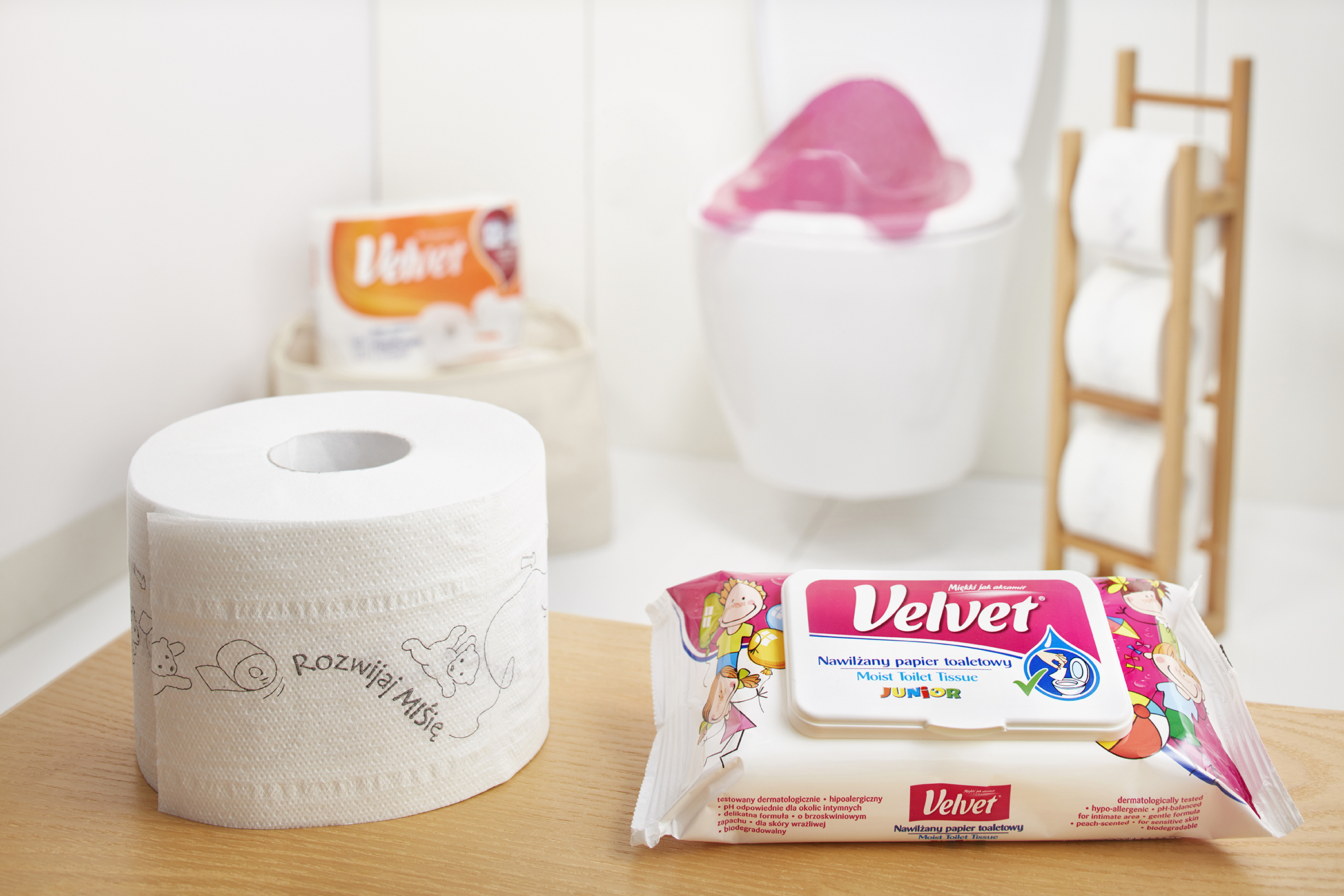 Junior nawilżany papier toaletowy Velvet